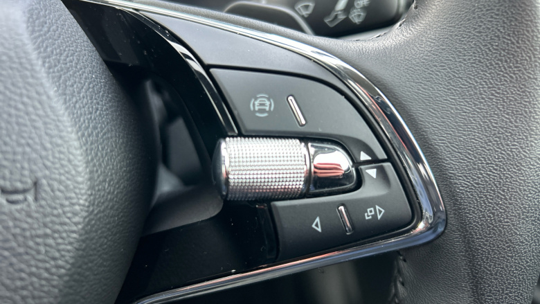 Skoda Octavia 1.4 TSI iV SE Technology DSG 5dr Estate